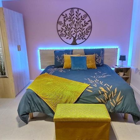 Le Pandora Apartment Moussy-le-Neuf Bagian luar foto